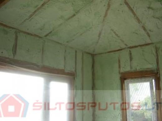 Timber frame house insulation